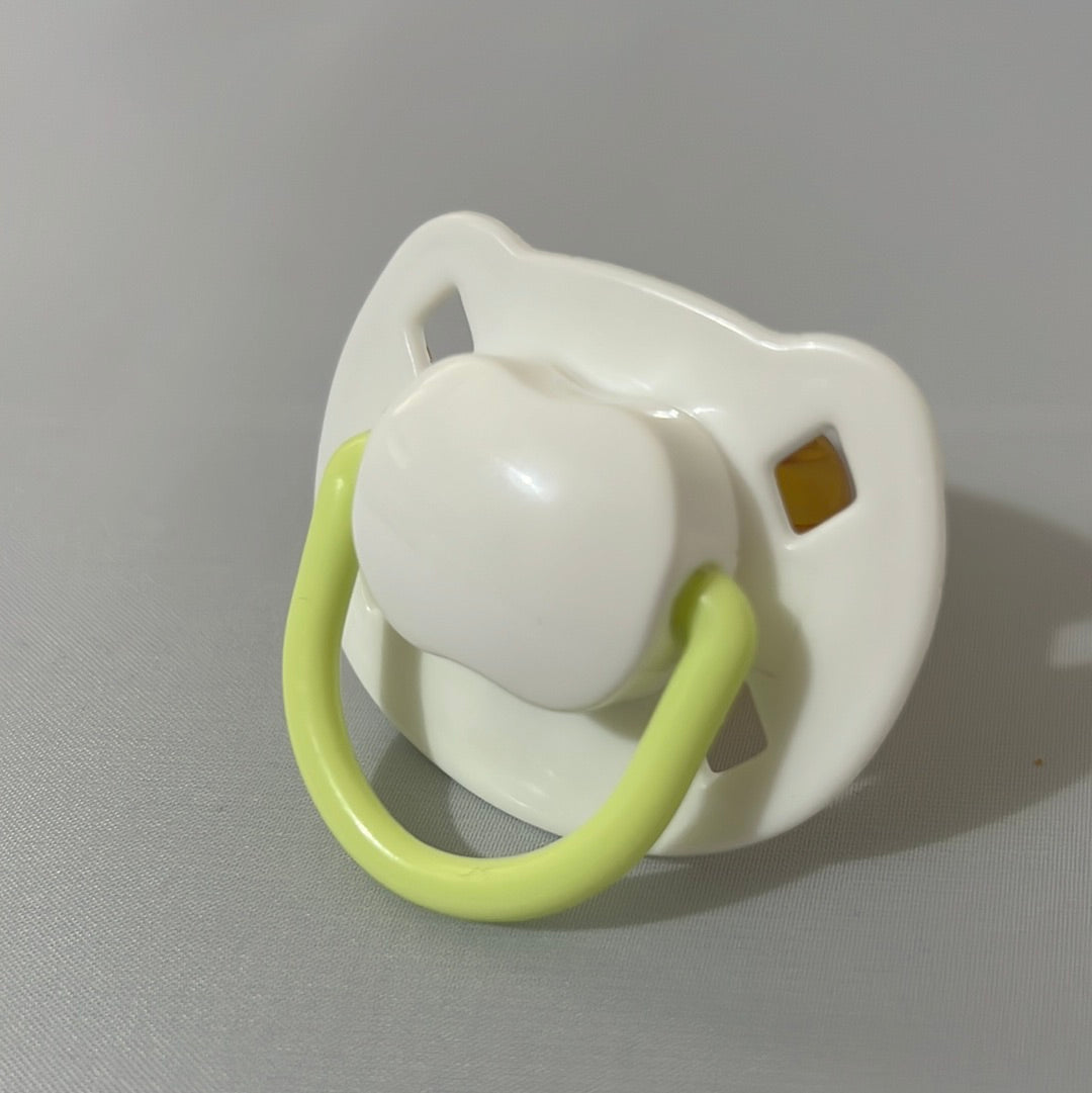 lime and white Spanish style dummy