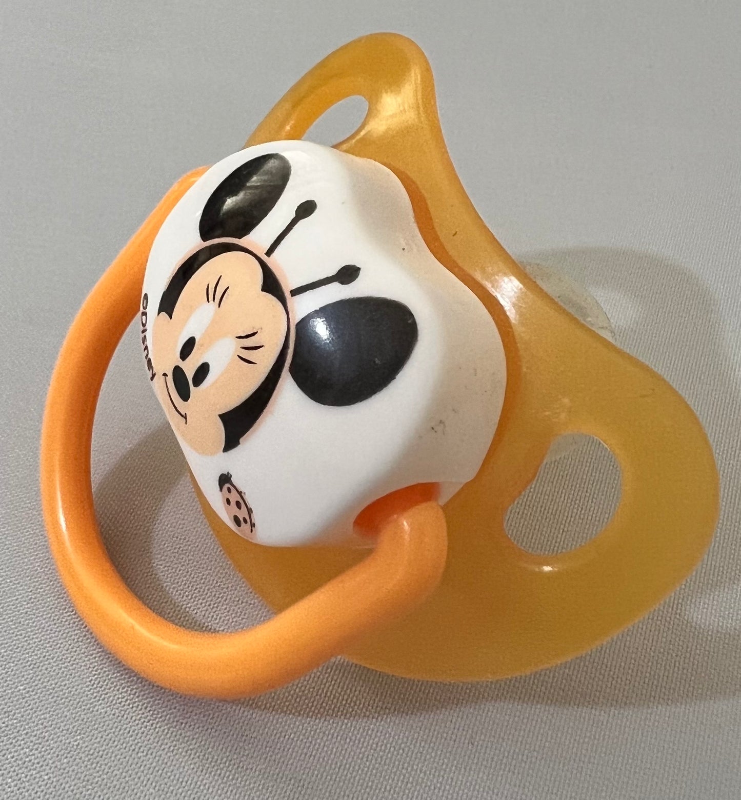 Minnie Mouse with Orrange Shield